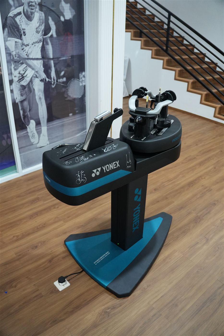 Mesin tarik senar Yonex Precision